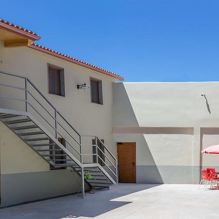 Pensión Pereiro Melide Exterior foto
